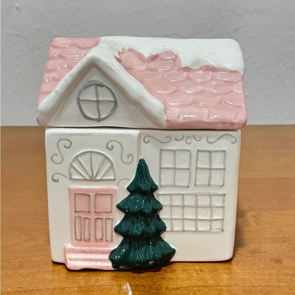 Homegoods Christmas cookie jar canister village house ceramic holiday decor